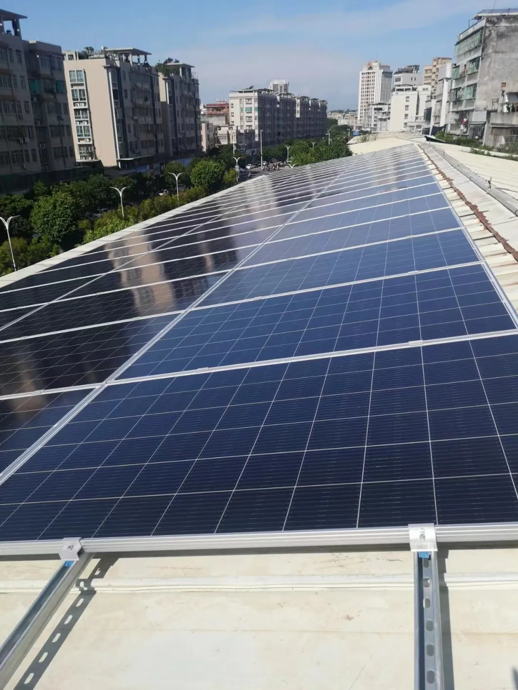 Canadian/Longi/Jinko/Ja Solar/Risen/Trinasolar/Yingli/Hanwha 385W 390W 395W 400W 405W 410W 415W 420W 425W 430W 435W 440W 445W 450W Solar Panels Taste New Life